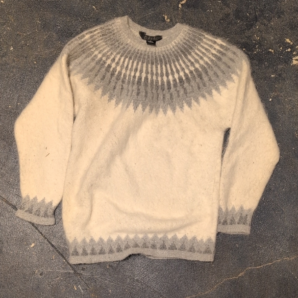 Rafaella Women's Cream and Gray Crewneck Sweater